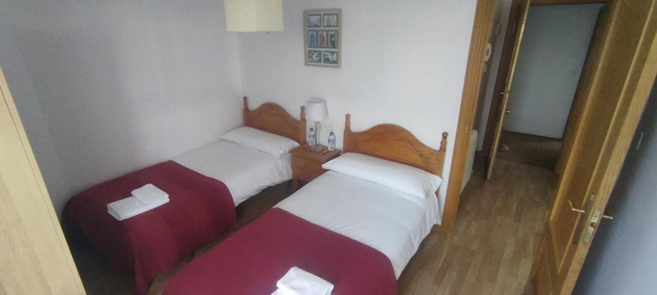 El Cruce 1 Y 2 Apartman Villafranca del Bierzo Kültér fotó